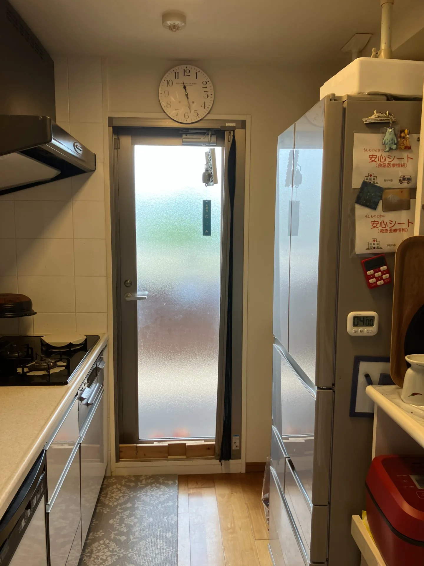 勝手口の交換Before写真